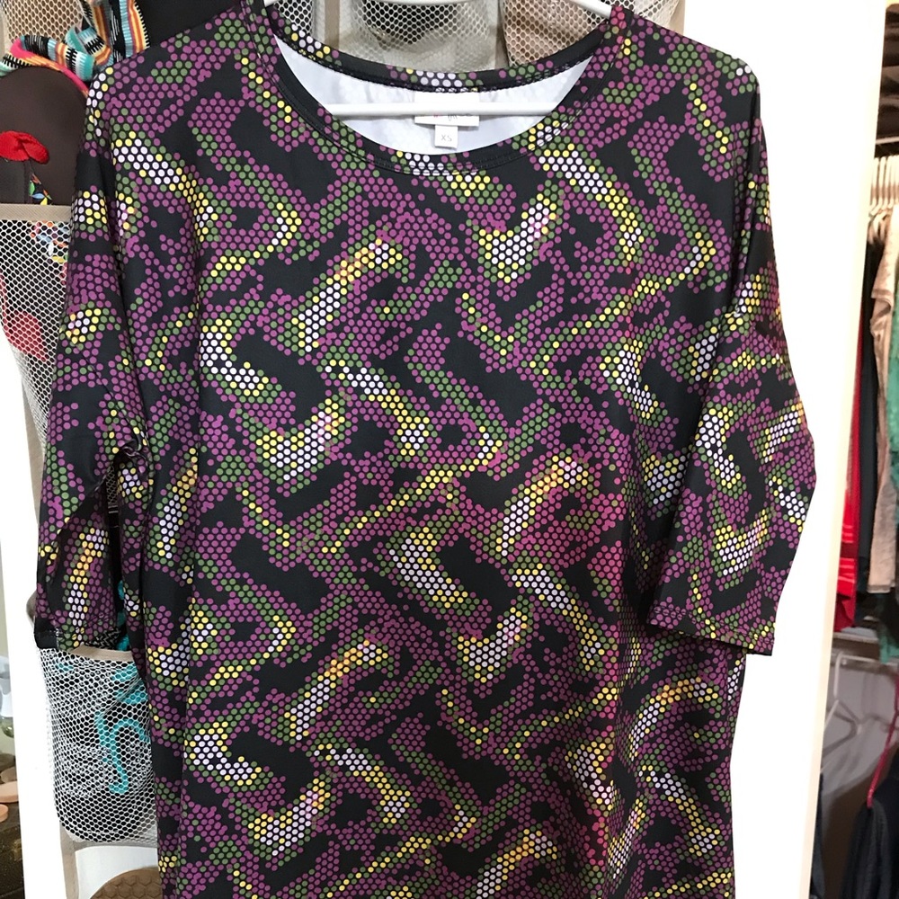 Xs Irma Mardi Gras colors. Never worn